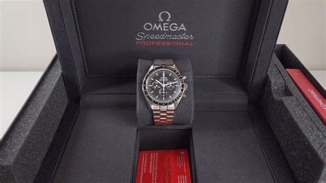 unboxing omega speedmaster